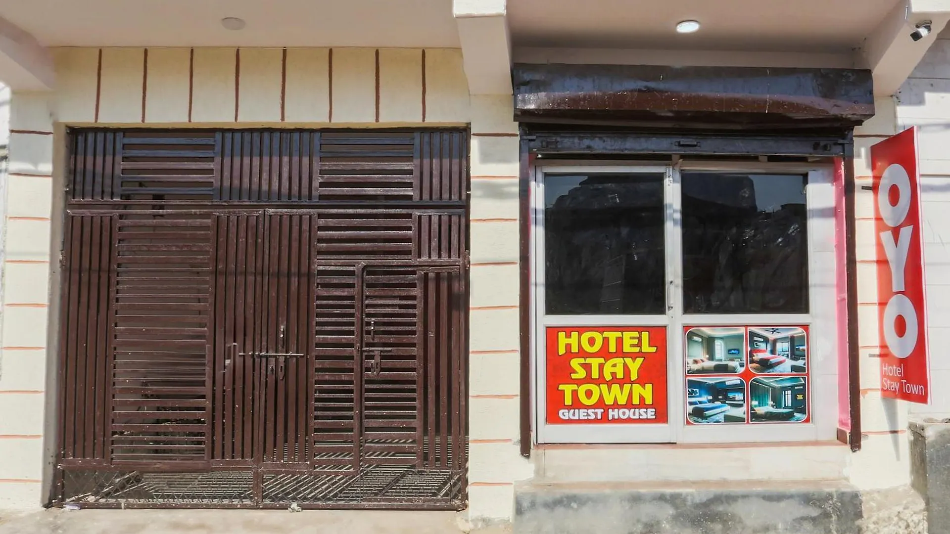 Hotel O Stay Town Delhi   Delhi (National Capital Territory of India)